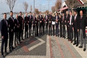 Silivri Esnaf Odası Başkan Adayı Ferhat Çetin ve yönetiminden 'birlik' mesajı Silivri Esnaf Odası Başkan Adayı Ferhat Çetin ve yönetiminden 'birlik' mesajı