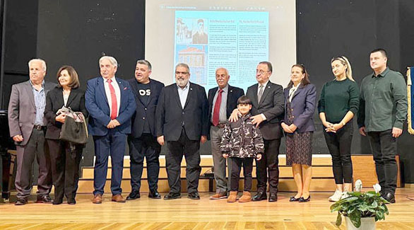 Özcan Işıklar’a Yunanistan’dan Dostluk Plaketi