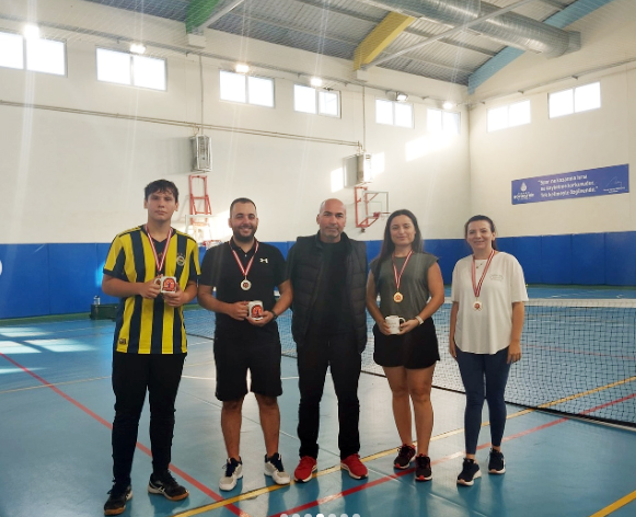 Cumhuriyet Bayramı Tenis Turnuvası birincileri belli oldu