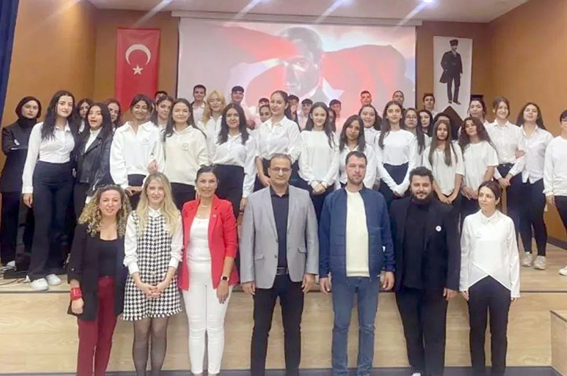 Necip Sarıbekir Lisesi’nde Cumhuriyet Bayramı