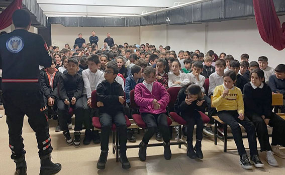 Silivri Büyükçavuşlu Ortaokulu’nda Doğal Afet Semineri