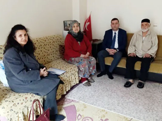 Silivri Kaymakamı Tolga Toğan, vatandaşları evlerinde ziyaret etti