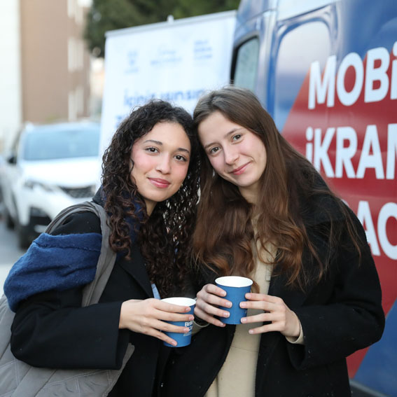 Silivri Belediyesi’nin “Günaydın Çorbası” Projesi TOKİ Cumhuriyet Anadolu Lisesi’nde