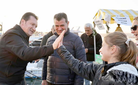 Silivri Belediye Başkanı Balcıoğlu, Silivri Sahili’nde hemşerileriyle buluştu