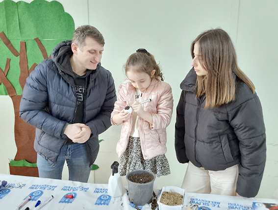 Silivri Ümmehan Elginkan Anaokulu öğrencilerinden Çim Adam etkinliği