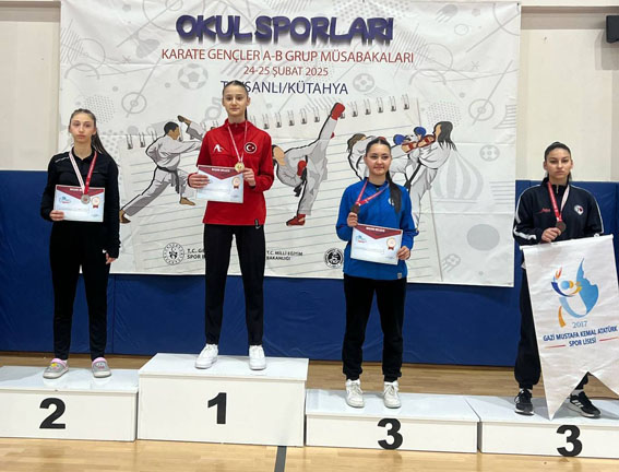 Silivri Karate sporcularından bölge şampiyonasında başarı