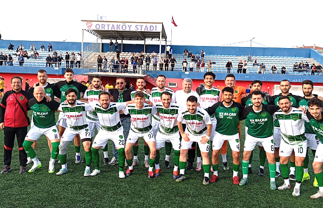 Çeltikköyspor vura vura gidiyor 9-0