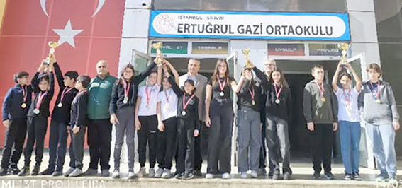 Ertuğrul Gazi Ortaokulu’ndan Satrançta büyük başarı