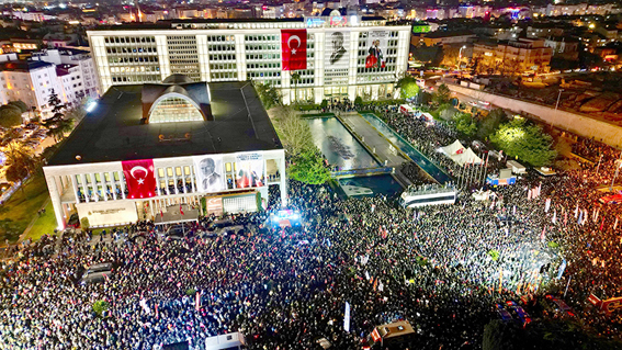 Saraçhane, ikinci günde de doldu taştı