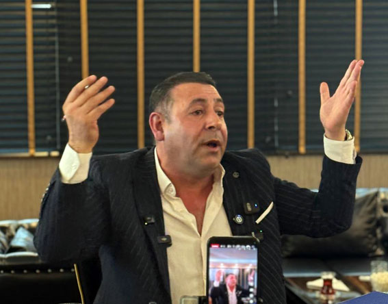 Silivrispor eski Başkanı Murat Yıldız: Teşekkür beklerken suçlanıyorum Silivrispor eski Başkanı Murat Yıldız: Teşekkür beklerken suçlanıyorum