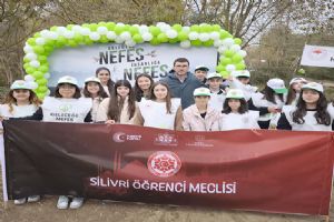 Silivri Ortaokulu öğrencileri Ağaç Dikme Etkinliğine katıldı