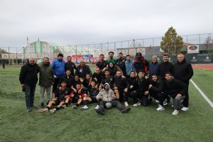 Alibeyspor kendine geldi 3-0