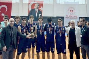 Hasan Sabriye Gümüş Anadolu Lisesi Basketbol Takımı İlçe 1’incisi oldu