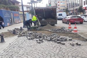 Silivri Belediyesi’nden mahalle mahalle yol bakım ve onarım çalışmaları