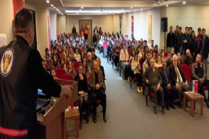 İstanbul Rumeli Üniversitesi’nde “Afet Bilinci ve Farkındalık Eğitimi”