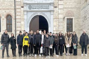 Silivri Prof. Dr. Fuat Sezgin Fen Lisesi Öğrencileri Rami Kütüphanesi’ni ziyaret etti