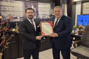 Silivri Millî Eğitim Müdürü Damat’tan Nuray Koçer’e hayırlı olsun ziyareti Silivri Millî Eğitim Müdürü Damat’tan Nuray Koçer’e hayırlı olsun ziyareti