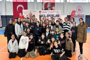 Silivri Namık Kemal Ortaokulu’ndan sporda üstün başarı: Dört dalda birincilik Silivri Namık Kemal Ortaokulu’ndan sporda üstün başarı: Dört dalda birincilik