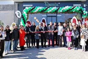 Köfteci Ramiz Silivri Şubesi törenle açıldı Köfteci Ramiz Silivri Şubesi törenle açıldı