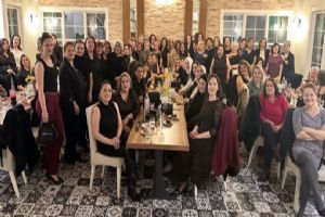 Silivri Evim Atölyem’in yetenekli kadınları moral gecesinde buluştu Silivri Evim Atölyem’in yetenekli kadınları moral gecesinde buluştu