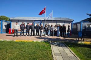 Silivri Anadolu Lisesi Öğrencilerinden Rehabilitasyon Merkezine ziyaret Silivri Anadolu Lisesi Öğrencilerinden Rehabilitasyon Merkezine ziyaret