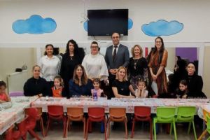 Silivri’de “Aileyle Çini” Etkinliği: Gelenekten Geleceğe Anlamlı Proje Silivri’de “Aileyle Çini” Etkinliği: Gelenekten Geleceğe Anlamlı Proje