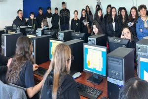 Silivri Necip Sarıbekir Lisesi, ortaokul öğrencilerini ağırladı Silivri Necip Sarıbekir Lisesi, ortaokul öğrencilerini ağırladı