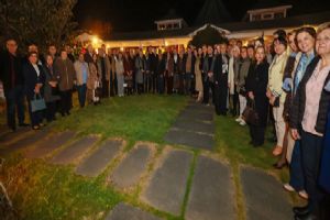 Silivri CHP Örgütü ve Başkan Balcıoğlu Kadir Gecesi’nde aynı sofrada buluştu Silivri CHP Örgütü ve Başkan Balcıoğlu Kadir Gecesi’nde aynı sofrada buluştu