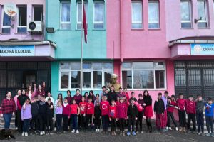 Silivri Danamandıra İlk Ve Ortaokulu’nda Otizm Farkındalık Etkinliği Silivri Danamandıra İlk Ve Ortaokulu’nda Otizm Farkındalık Etkinliği