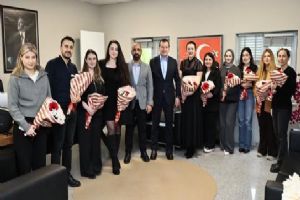 Silivri Belediye Başkanı Balcıoğlu’ndan Mimarlar Gününde anlamlı ziyaret Silivri Belediye Başkanı Balcıoğlu’ndan Mimarlar Gününde anlamlı ziyaret