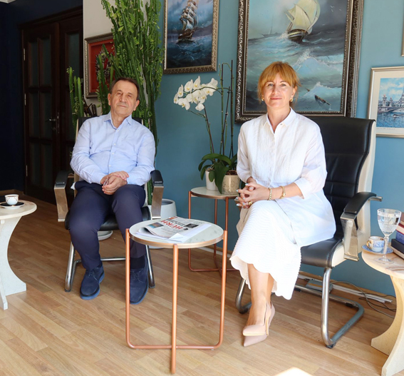 Silivri geçmiş dönem Belediye Başkanı Özcan Işıklar: Gidenler hain değil, kalanlar da butlancı değil Silivri geçmiş dönem Belediye Başkanı Özcan Işıklar: Gidenler hain değil, kalanlar da butlancı değil