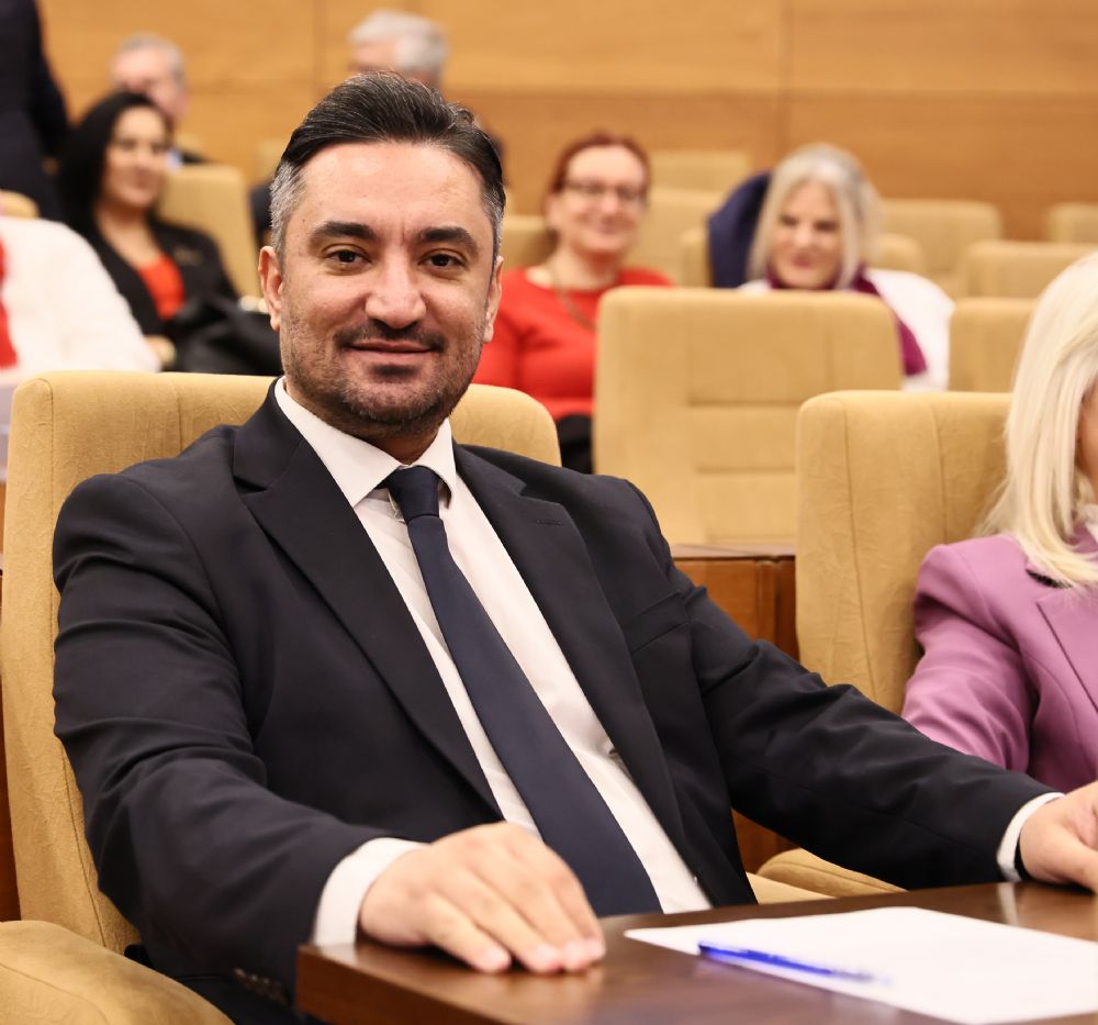 Silivri ve İBB Meclis Üyesi Mehmet Keleş: Daha iyisini yapabiliriz Silivri ve İBB Meclis Üyesi Mehmet Keleş: Daha iyisini yapabiliriz