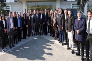 Silivri CHP örgütü Genel Başkanları Özgür Özel’i karşıladı Silivri CHP örgütü Genel Başkanları Özgür Özel’i karşıladı