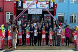 Silivri Büyükkılıçlı Ortaokulu’nda TÜBİTAK 4006 Bilim Fuarı heyecanı Silivri Büyükkılıçlı Ortaokulu’nda TÜBİTAK 4006 Bilim Fuarı heyecanı