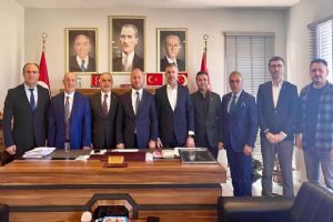 Silivri MHP Teşkilatı’nda yoğun ziyaret trafiği Silivri MHP Teşkilatı’nda yoğun ziyaret trafiği