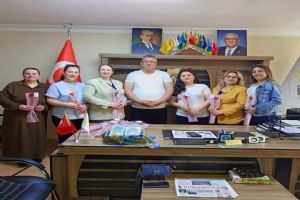 Silivri İYİ Parti İlçe Başkanı Mert Erişken’den Anneler Günü buluşması Silivri İYİ Parti İlçe Başkanı Mert Erişken’den Anneler Günü buluşması
