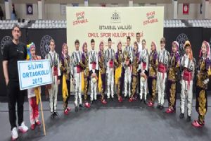 Silivri Ortaokulu Halk Oyunlarında İstanbul Şampiyonu oldu Silivri Ortaokulu Halk Oyunlarında İstanbul Şampiyonu oldu