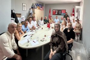CHP Silivri’den tutuklama kararlarına tepki CHP Silivri’den tutuklama kararlarına tepki