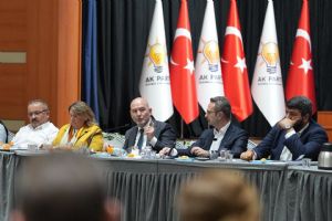 Silivri AK Parti temsilcileri, Siyasi Ve Hukuki İşler toplantısına katıldı Silivri AK Parti temsilcileri, Siyasi Ve Hukuki İşler toplantısına katıldı