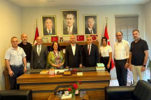 Türk Eğitim-Sen'den MHP İlçe Başkanı Zafer Yalçın'a hayırlı olsun ziyareti Türk Eğitim-Sen'den MHP İlçe Başkanı Zafer Yalçın'a hayırlı olsun ziyareti
