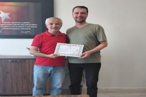 Necip Sarıbekir Lisesi öğretmenlerine başarı belgesi Necip Sarıbekir Lisesi öğretmenlerine başarı belgesi