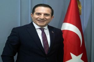 Silivri Gümüşyakalı Özkan Ercan sahada: Siyasi kulislerde 'ısınma turu' yorumu Silivri Gümüşyakalı Özkan Ercan sahada: Siyasi kulislerde 'ısınma turu' yorumu