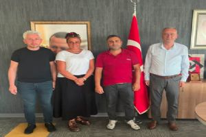 Silivri AK Parti'de iki yeni isim rozet taktı Silivri AK Parti'de iki yeni isim rozet taktı