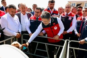 Hayvancılıkta Dijital Küpe Dönemi başladı Hayvancılıkta Dijital Küpe Dönemi başladı