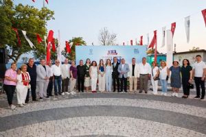 Selimpaşa’da Topatan Kavunu ve Bamya buluşması Selimpaşa’da Topatan Kavunu ve Bamya buluşması