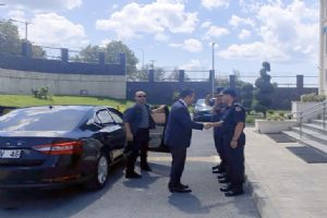 Silivri Kaymakamı Eren’den Yeni Jandarma Komutanı Başaran’a hayırlı olsun temennisi Silivri Kaymakamı Eren’den Yeni Jandarma Komutanı Başaran’a hayırlı olsun temennisi
