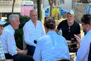Gören ve Barlas Gazitepe’de vatandaşlarla buluştu Gören ve Barlas Gazitepe’de vatandaşlarla buluştu