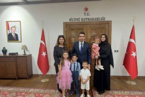 Silivri Özel Hüma Maşalacı Anaokulu’ndan Kaymakam Eren’e ziyaret Silivri Özel Hüma Maşalacı Anaokulu’ndan Kaymakam Eren’e ziyaret