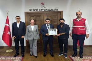 Silivri Kaymakamı Eren, Kızılay yetkililerini kabul etti Silivri Kaymakamı Eren, Kızılay yetkililerini kabul etti
