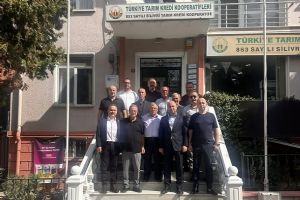 Silivri MHP’den Tarım Kredi Kooperatifi’ne ziyaret Silivri MHP’den Tarım Kredi Kooperatifi’ne ziyaret